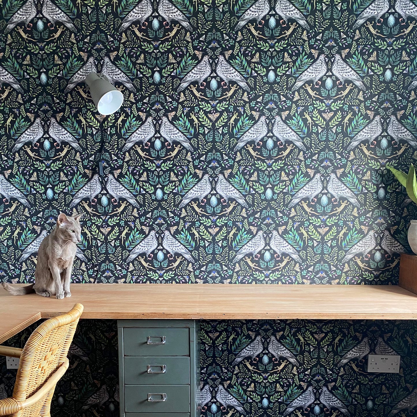 Halcyon Pattern Wallpaper